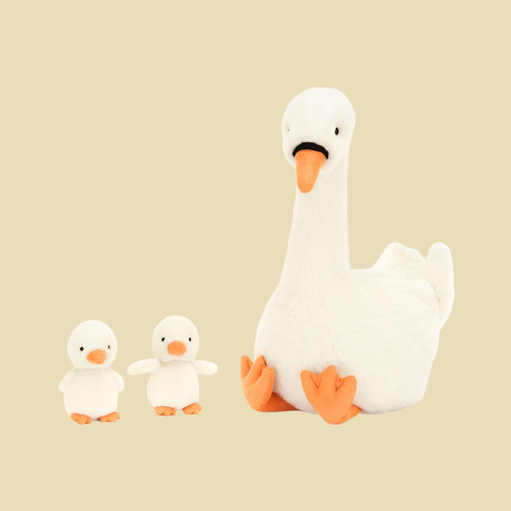 Jellycat Featherful Swan 1
